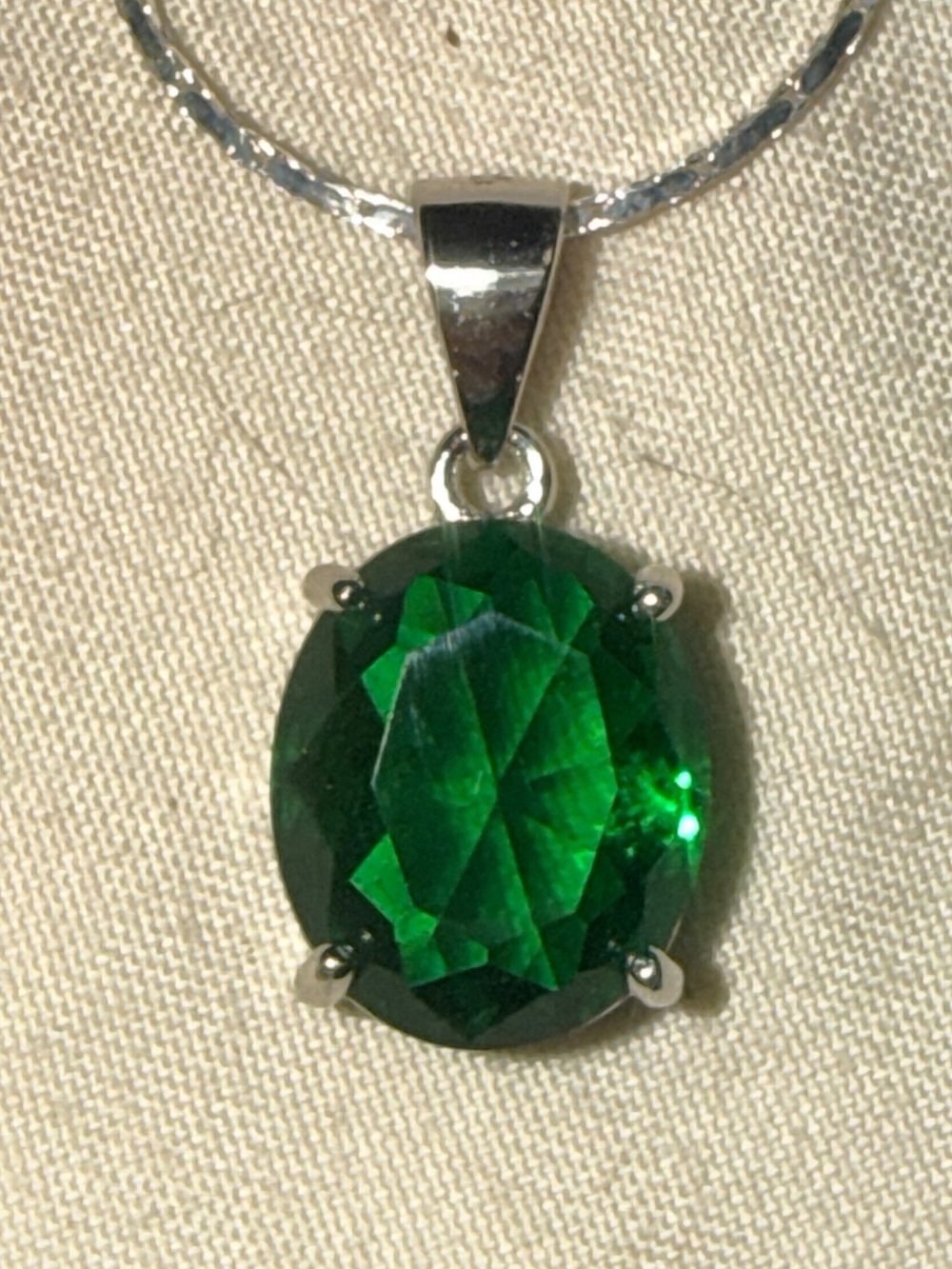 2 CT Emerald Green Oval Pendant Necklace - 925 Sterling Silver Chain NEW 26-28”